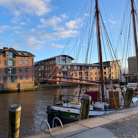 Simmerdeis Am Hafen Husum  Exterior foto