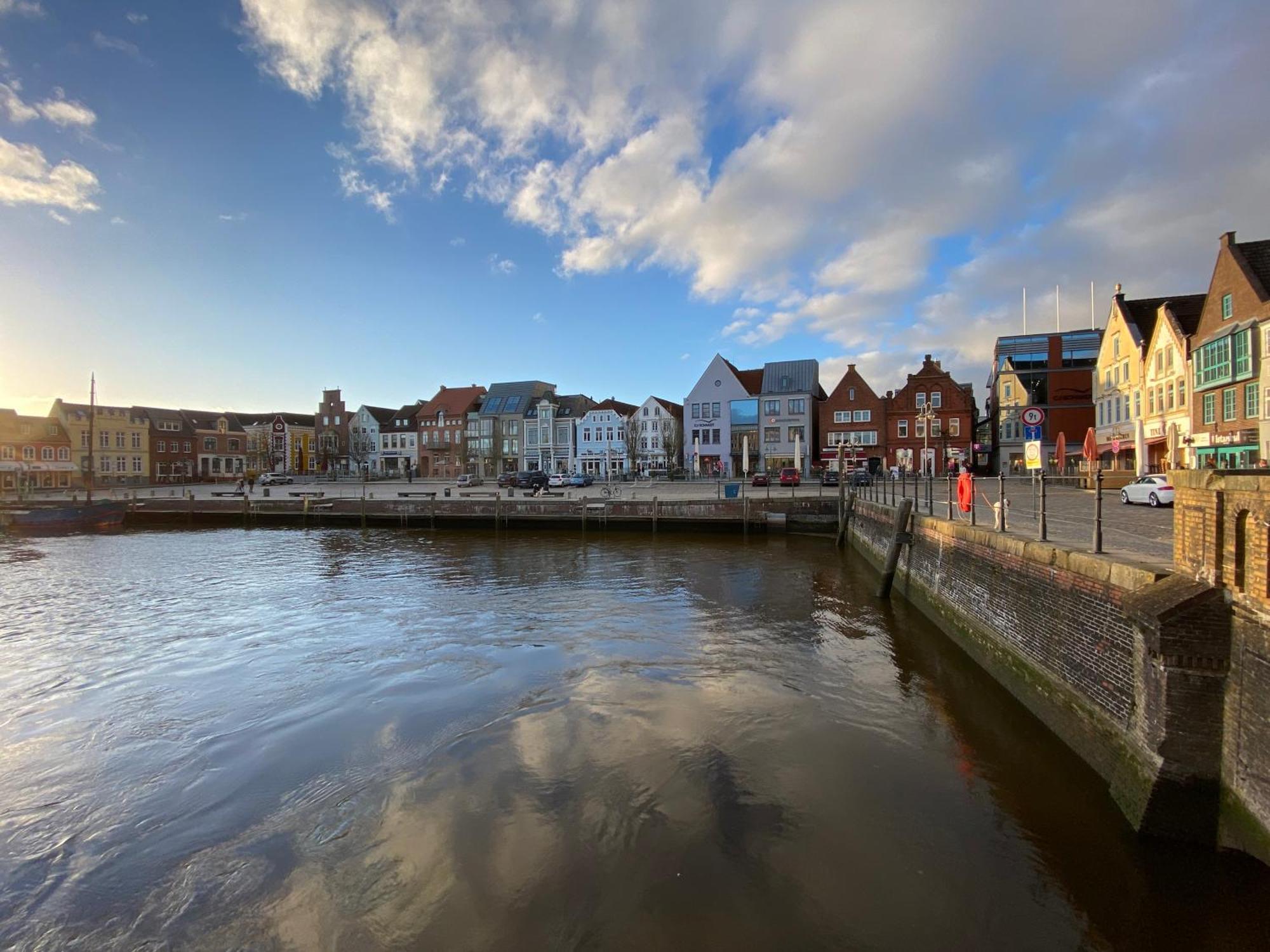Simmerdeis Am Hafen Husum  Exterior foto